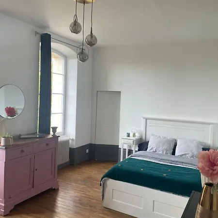 Maison De Charme Homestay Roches-Premarie-Andille